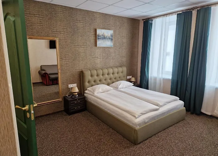 Central Hotel With Free Parking